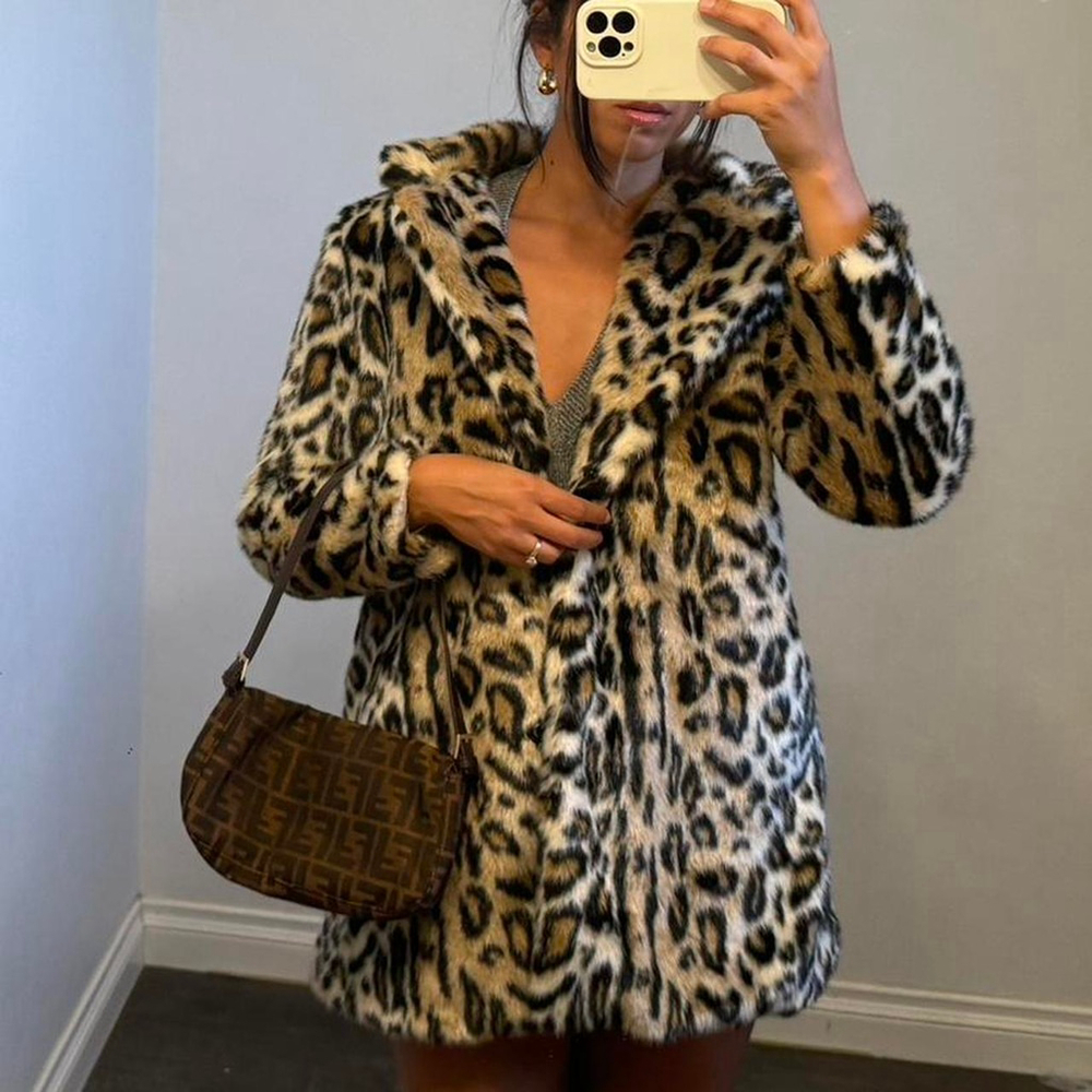 coats - Picture 2 of 6